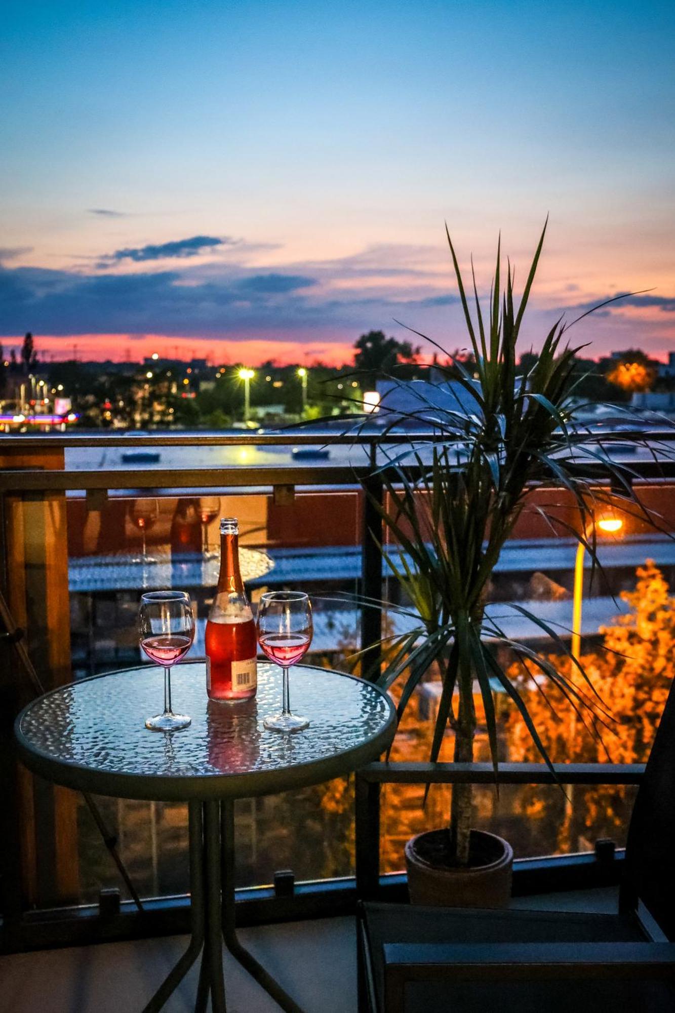 Apartament Ginger - Stare Miasto - Bezplatny Parking - Youtube Apartament Ginger We Wroclawiu Eksteriør billede